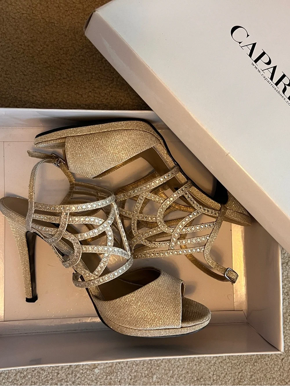 Caparros Nude Glimmer Poet Heels Sz. 8.5